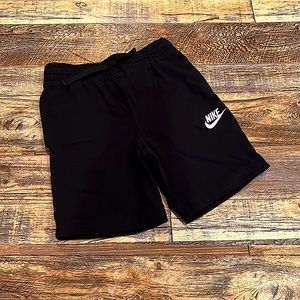 Boys UA Shorts Lot 🦕